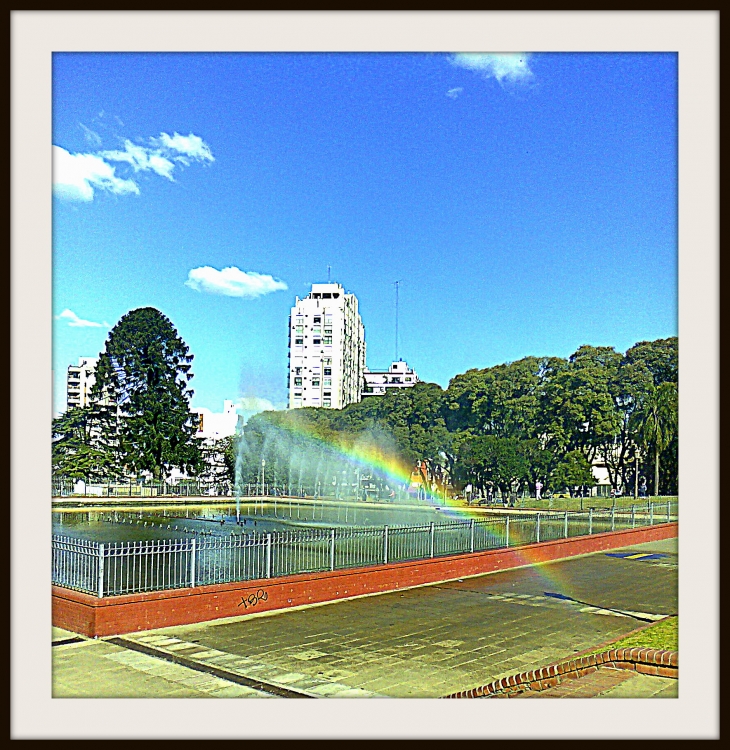 "arcoiris en el parque chacabuco. CABA" de Joaquin Canclini