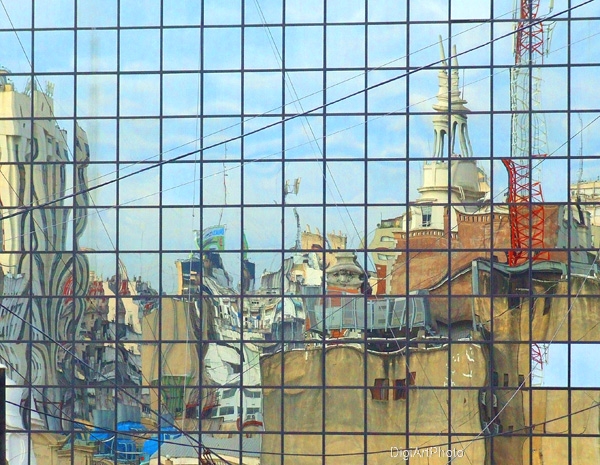 "Centro - ciudad reflejada" de Hugo Fernndez