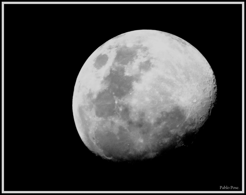 "Luna, lunita..." de Pablo Pose