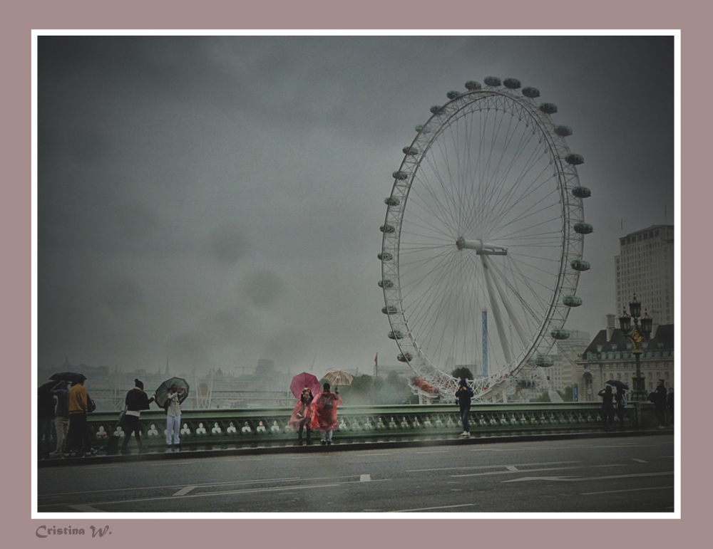 "Dia Londinense, desde el bus..." de Cristina Wnetrzak