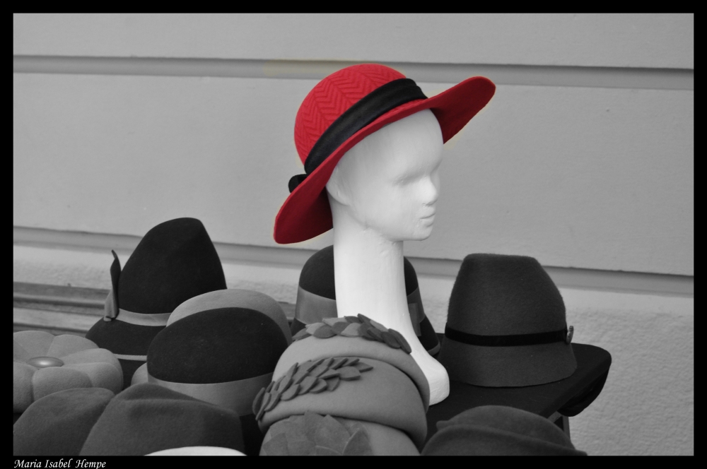 "Sombrero rojo..." de Maria Isabel Hempe