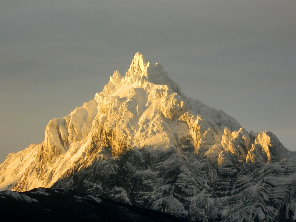 "Monte Olivia - Ushuaia - Tierra del Fuego" de Jose Torino