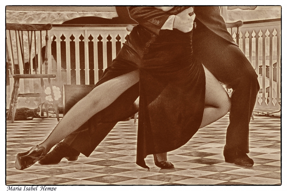 "Tango para tres..." de Maria Isabel Hempe