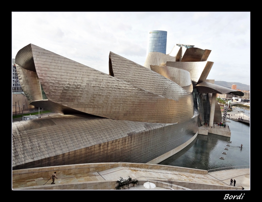 "Vista del Museo Guggenheim en Bilbao" de Fernando Bordignon