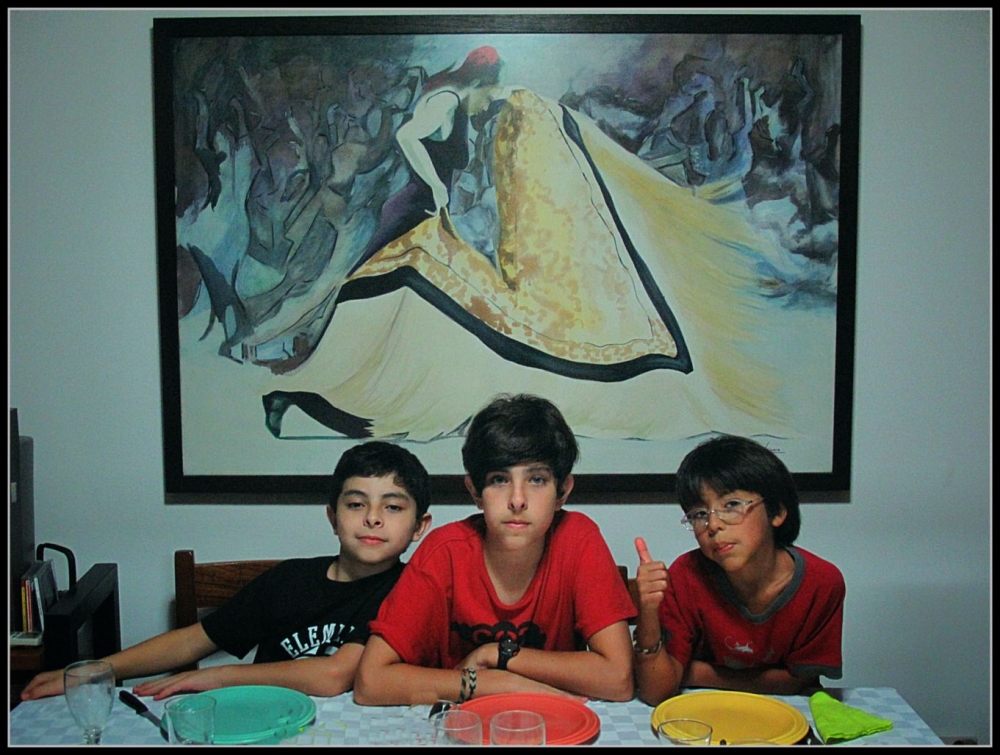 "`Retrato de mis nietos en la mesa del 31`" de Anibal Roberto Uslenghi