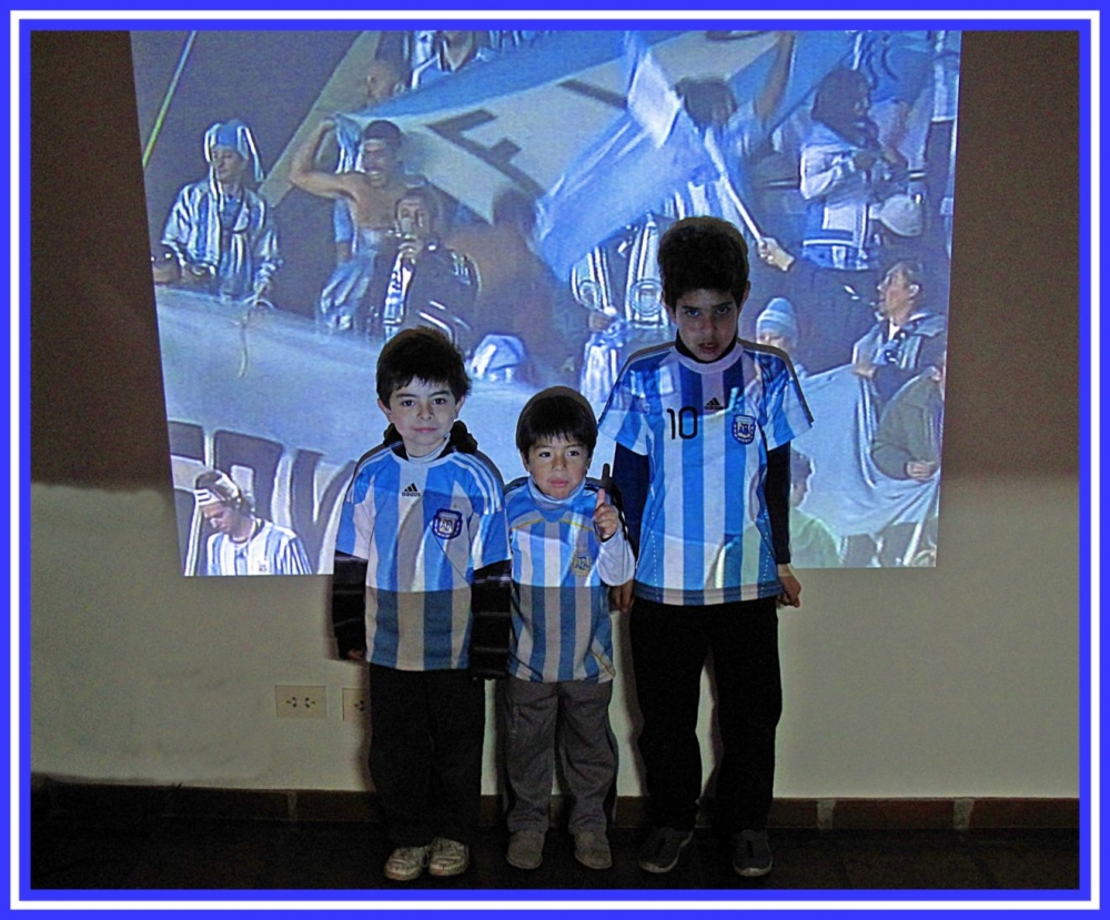 "`12 de junio de 2010,Argentina 1 - Nigeria 0`" de Anibal Roberto Uslenghi