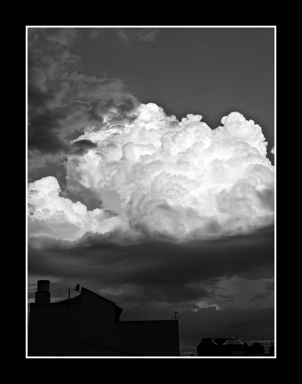 "La Nube" de Alberto Elizalde