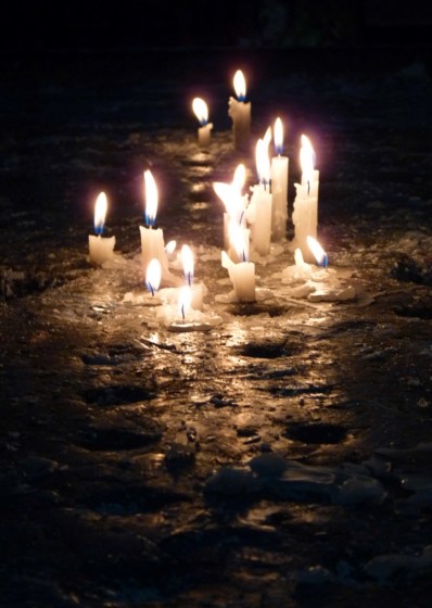 "a cada santo una vela" de Luis Szeferblum