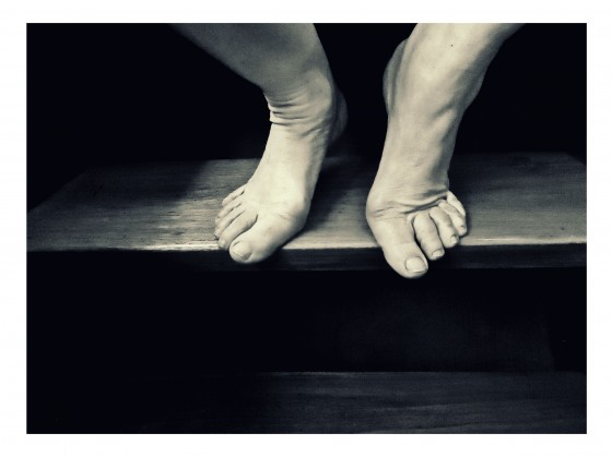 "Estudio para pies de una mujer adulta" de Ana Maria Walter