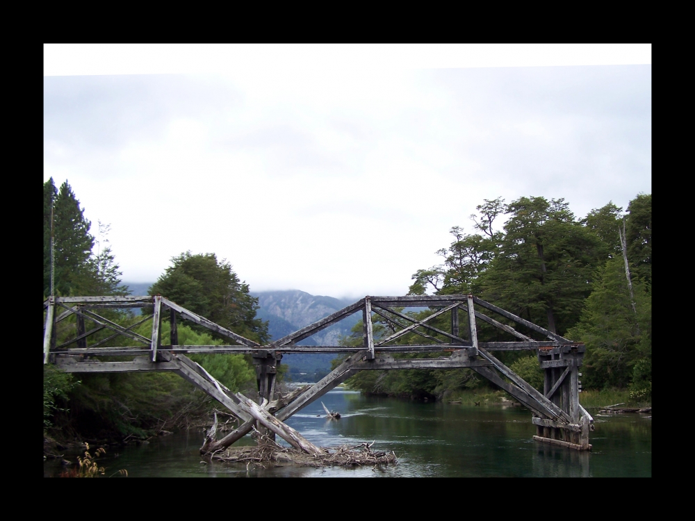 "El viejo puente" de Ins Mara Olavarra