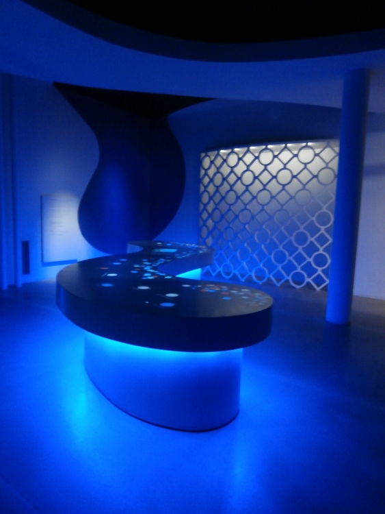 "Modernismo en azul" de Mercedes Pasini