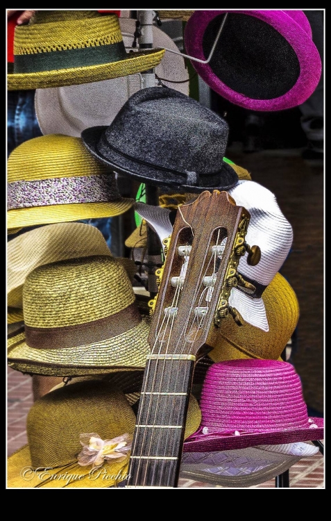 "De guitarra y sombreros...." de Enrique M. Picchio ( Pem )