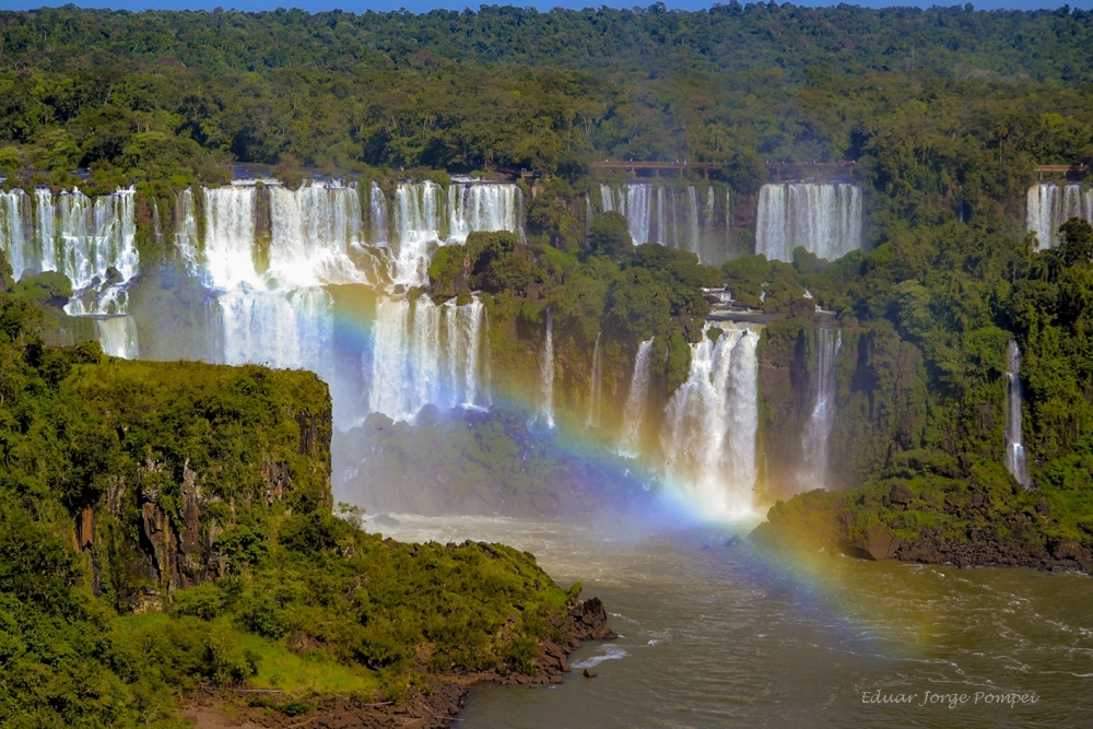 "Cataratas del Iguaz" de Eduardo Jorge Pompei