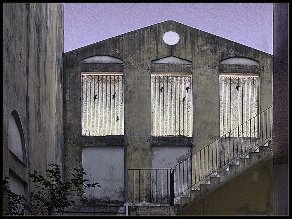 "patio en san telmo II" de Ana Maria Jankech