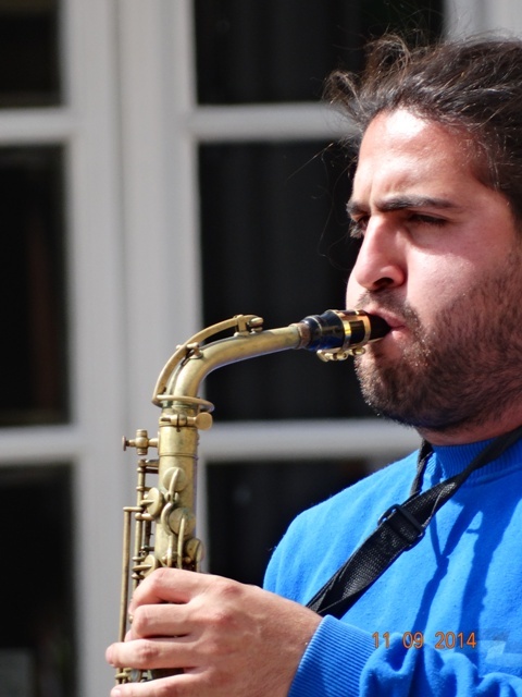 "saxofonista" de Eduardo Garcia Valsi