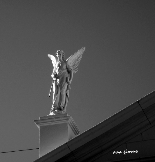 "Angel custodio" de Ana Giorno