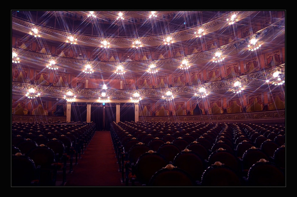 "Interior Teatro Coln" de Mascarenhas Cmara. Juan de Brito