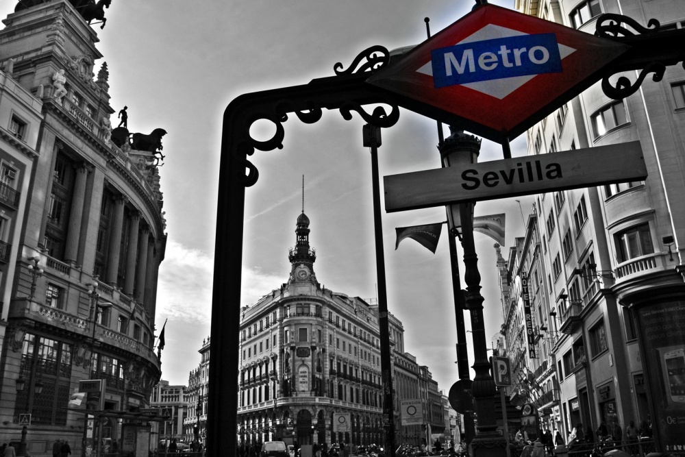 "** Metro de Madrid - Estacin de Sevilla **" de Antonio Snchez Gamas (cuky A. S. G. )