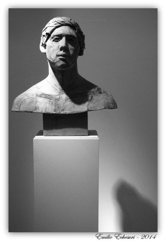 "Busto" de Emilio Echesuri