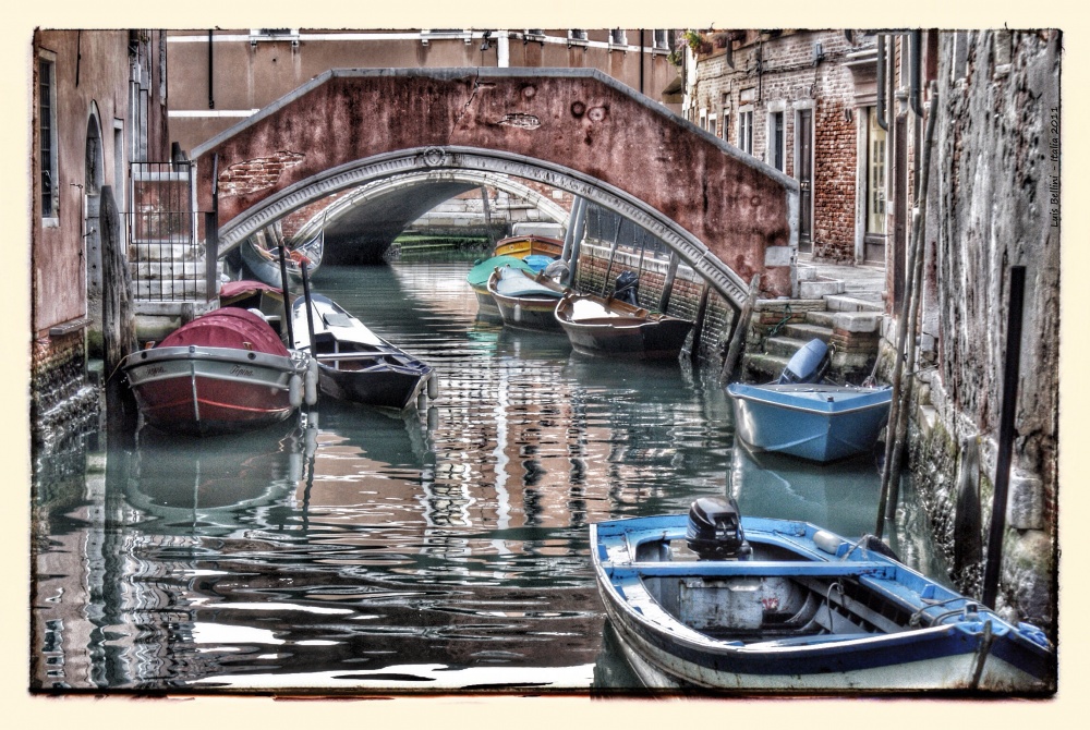 "Canales Venecianos V2" de Luis Alberto Bellini