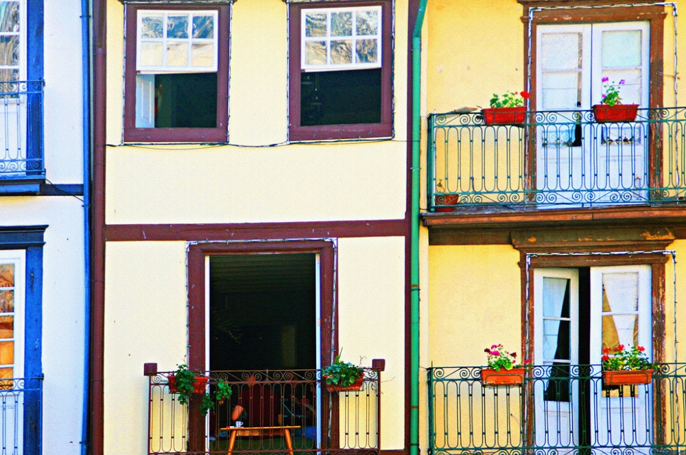 "Balcones y ventanas. 123." de Felipe Martnez Prez