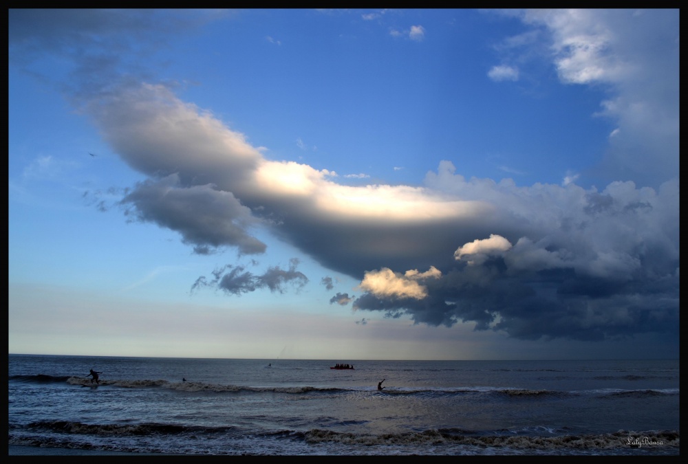 "La nube y el mar!" de Maria Laura Bausa