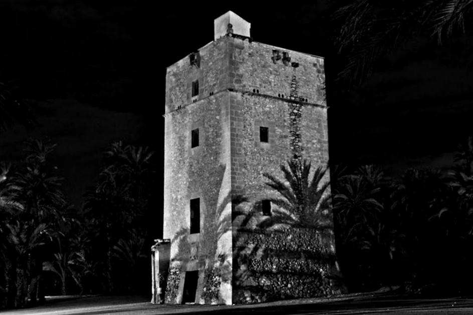 "** Torre de los VAILLOS ** -Elche- (Espaa)" de Antonio Snchez Gamas (cuky A. S. G. )