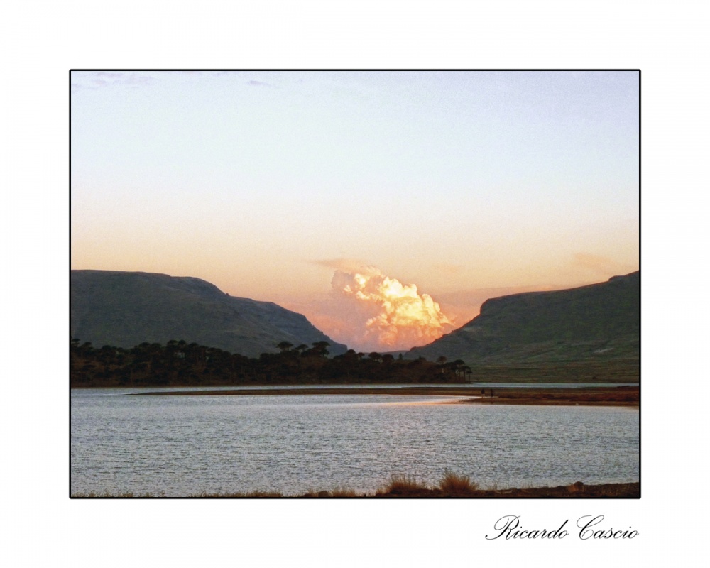 "La nube y el lago" de Ricardo Cascio