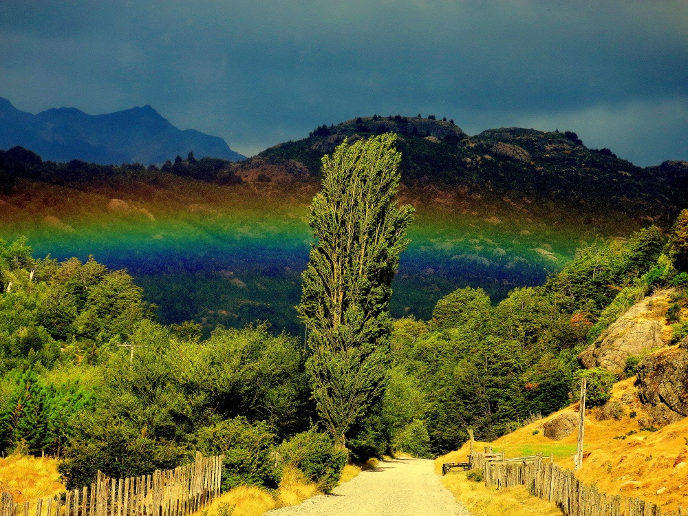 "arco iris en la montaa" de Viviana Garca