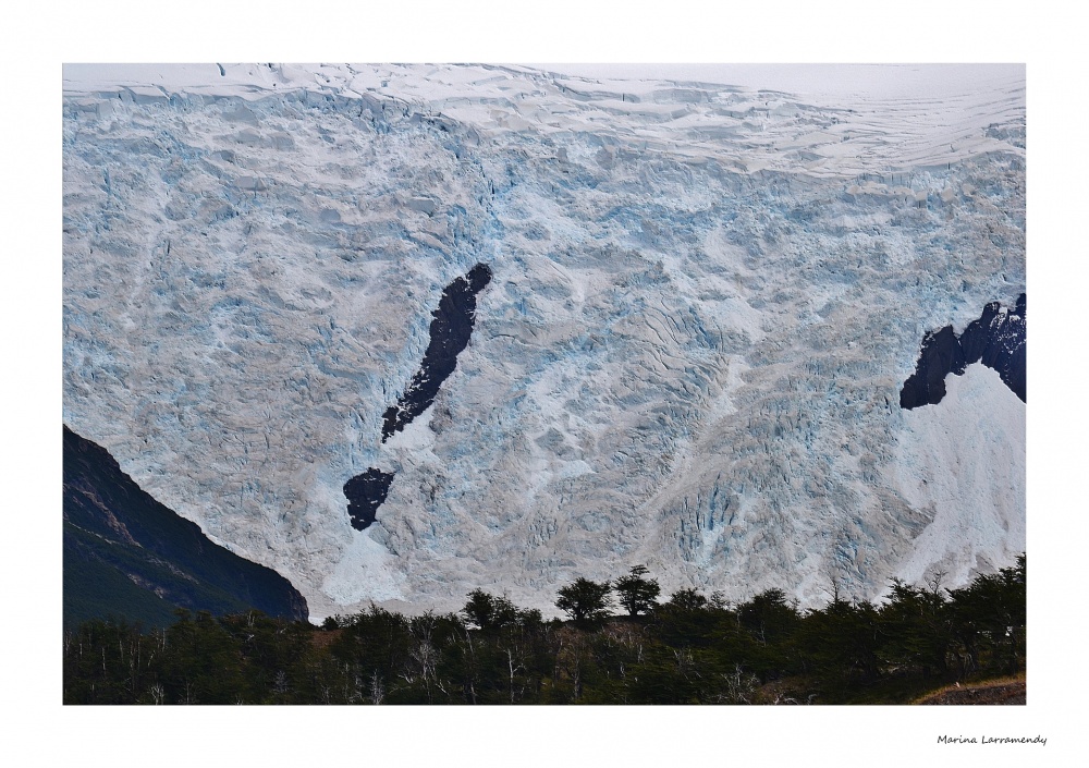 "Glaciar Grande" de Marina Larramendy