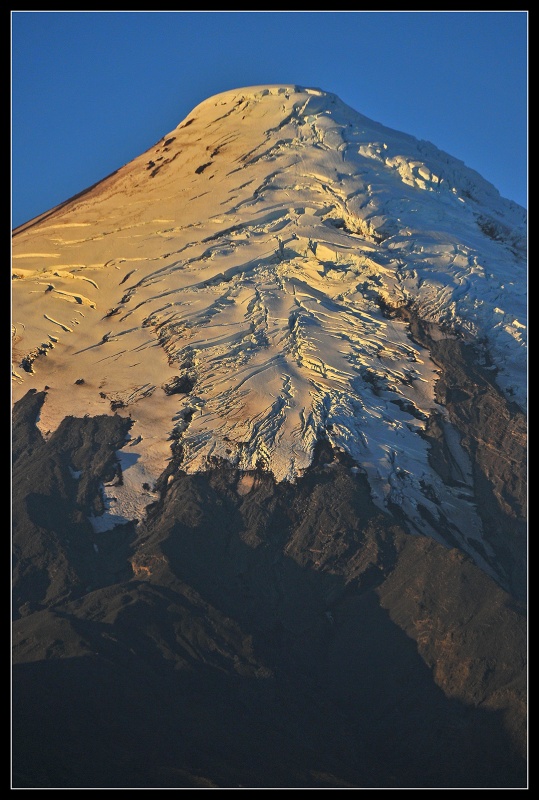 "Glaciares del Volcan Lanin" de Julian Donatelli