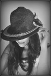 La chica del sombrero