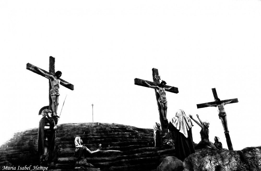 "La crucifixin de Jesus..." de Maria Isabel Hempe