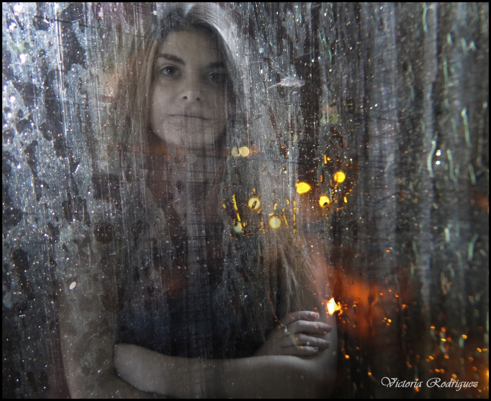 "En mi ventana" de Victoria Elisa Rodriguez