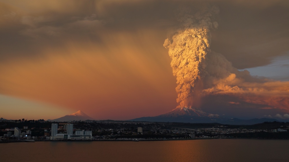"erupcion!!" de Ruben Alex Villarroel