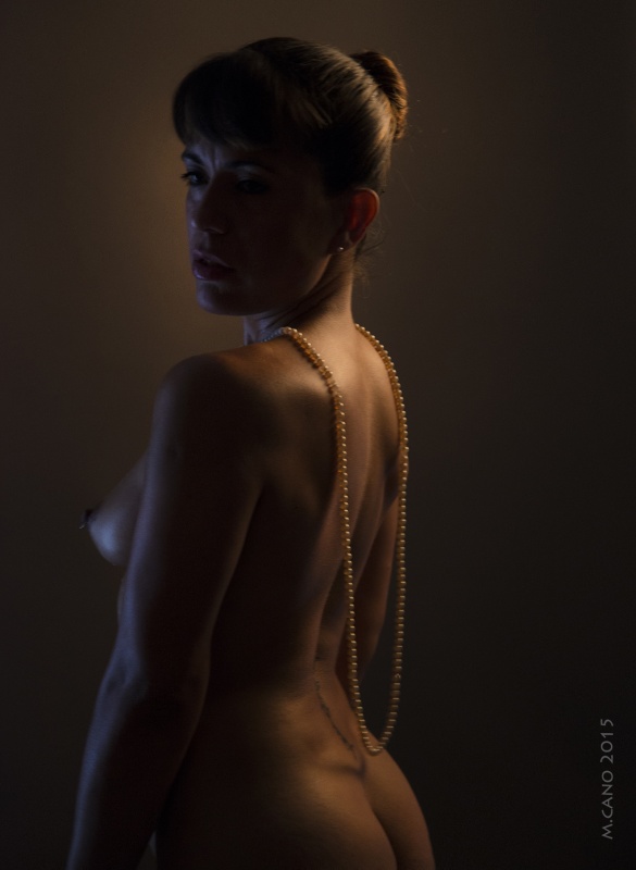 "Con perlas... sobre su piel." de Marcelo Nestor Cano