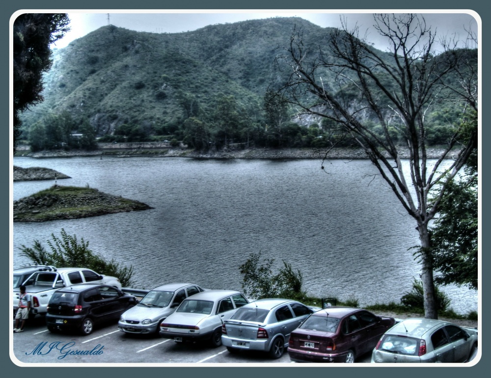 "estacionando a orillas del Lago.." de Margarita Gesualdo (marga)