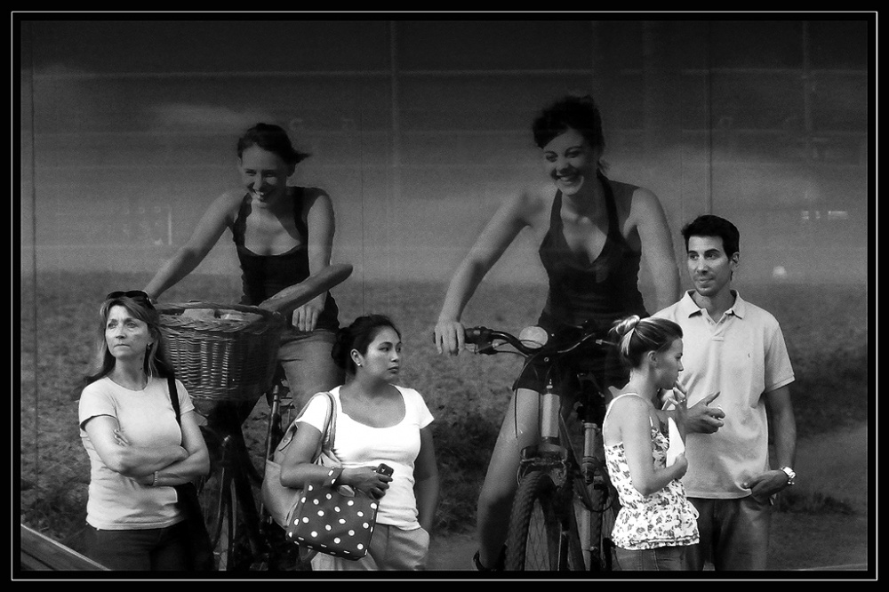 "Cuidado con las bicicletas" de Mascarenhas Cmara. Juan de Brito