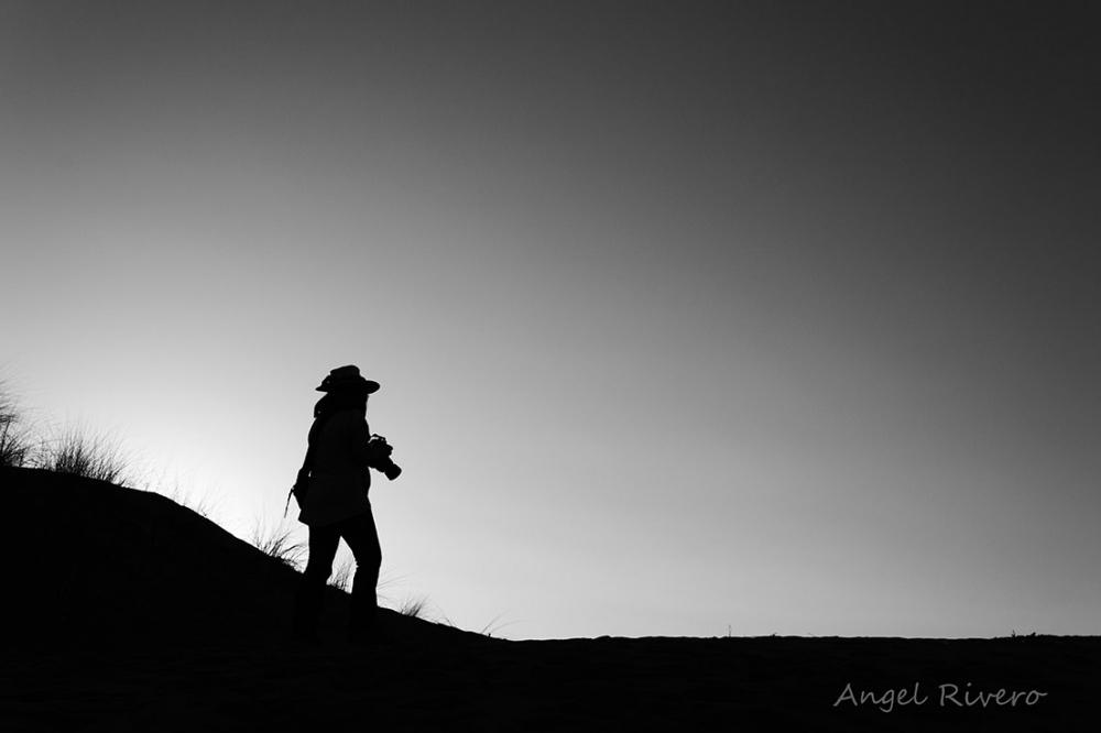 "En las dunas" de Angel Rivero