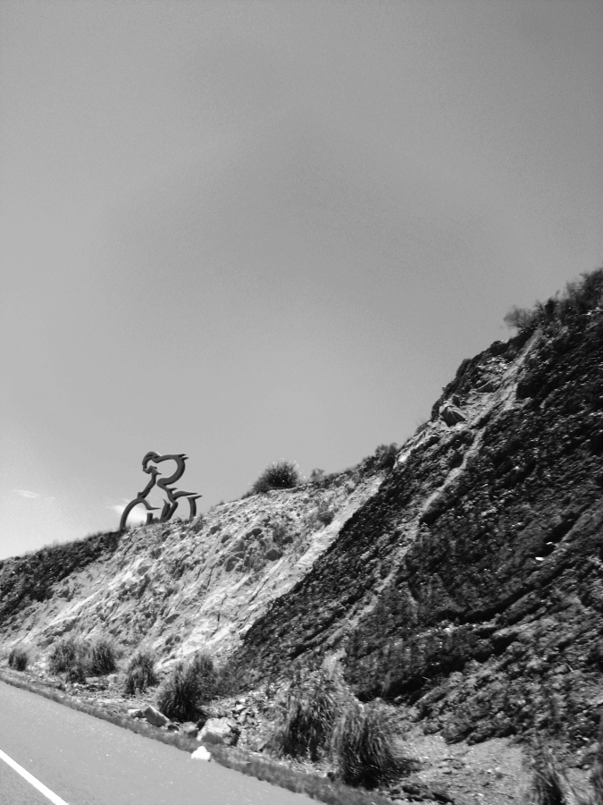 "Viajando en bicicleta" de Cesar Muoz