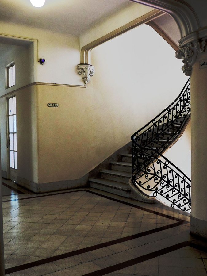 "Primer piso" de Ana Maria Real