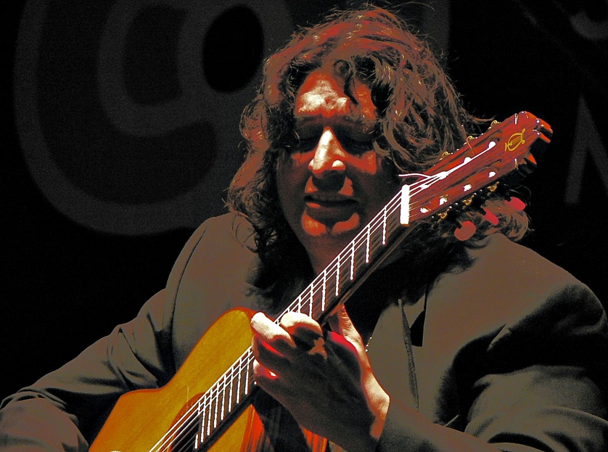 "guitarra dimelo tu" de Fernando Oscar Colussi