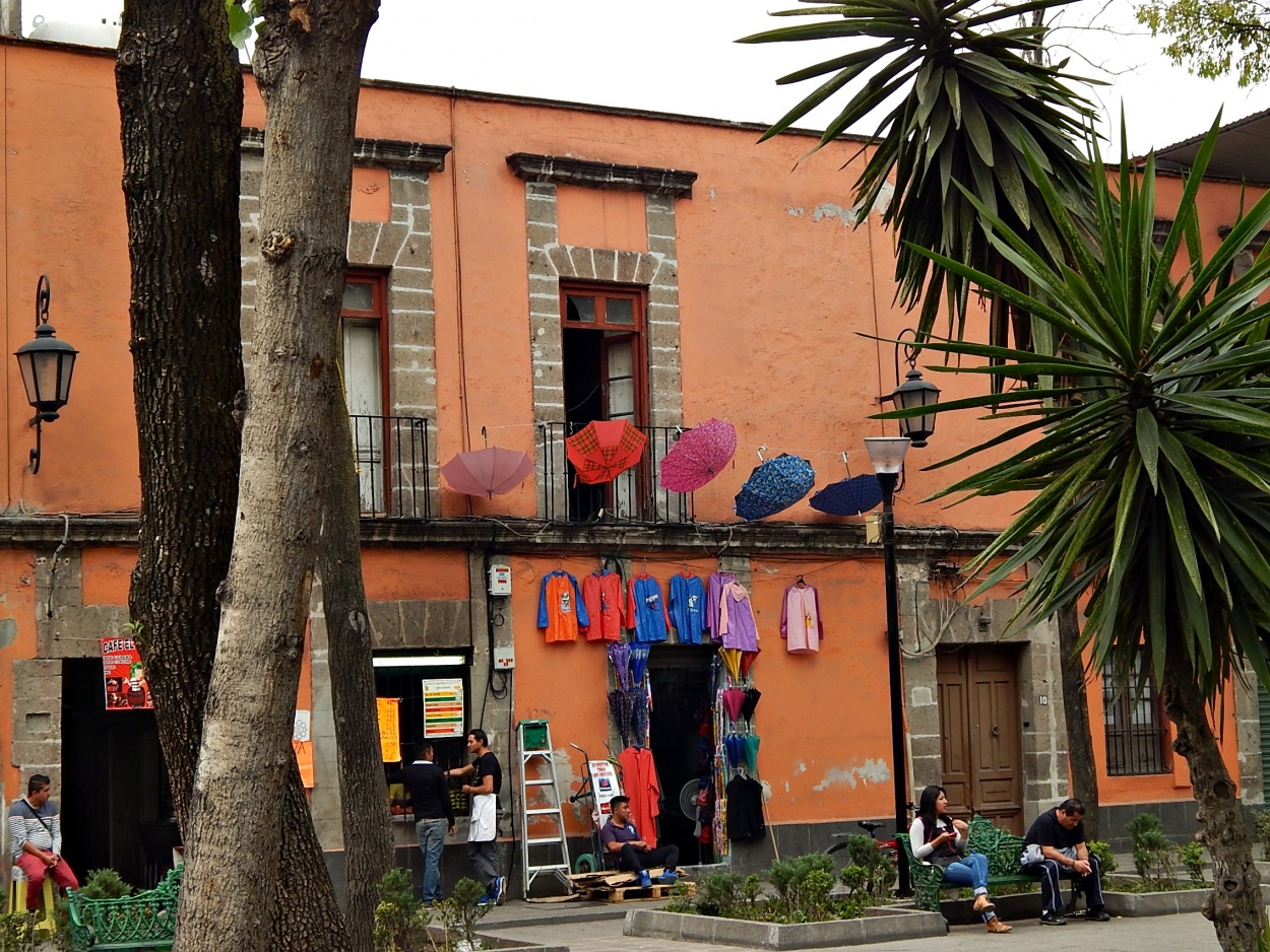 "Colores en la plaza de Mexico" de Jos Luis Mansur