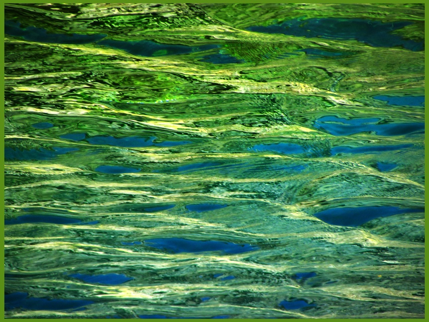 "ondas de agua en laguna de la nia encantada II" de Jorge Mariscotti (piti)