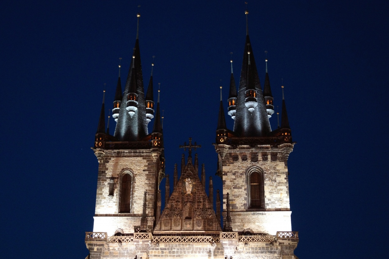 "Iglesia de Tyn, Praga." de Sergio Valdez