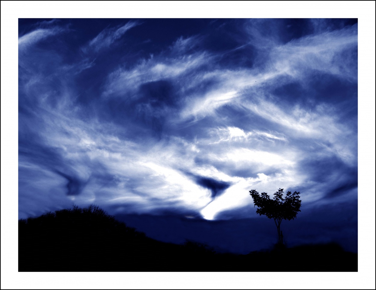 "Blue sky" de Luciano Nardone