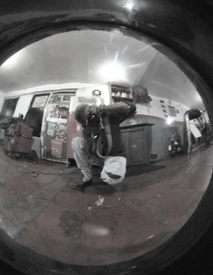 "`Selfie-Tire in the workshop`" de Danny Mclean
