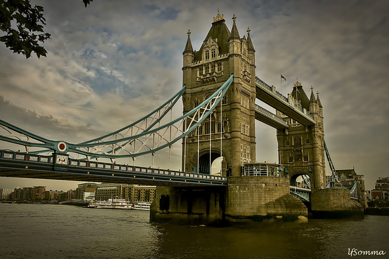 "Tower Bridge II" de Luis Fernando Somma (fernando)