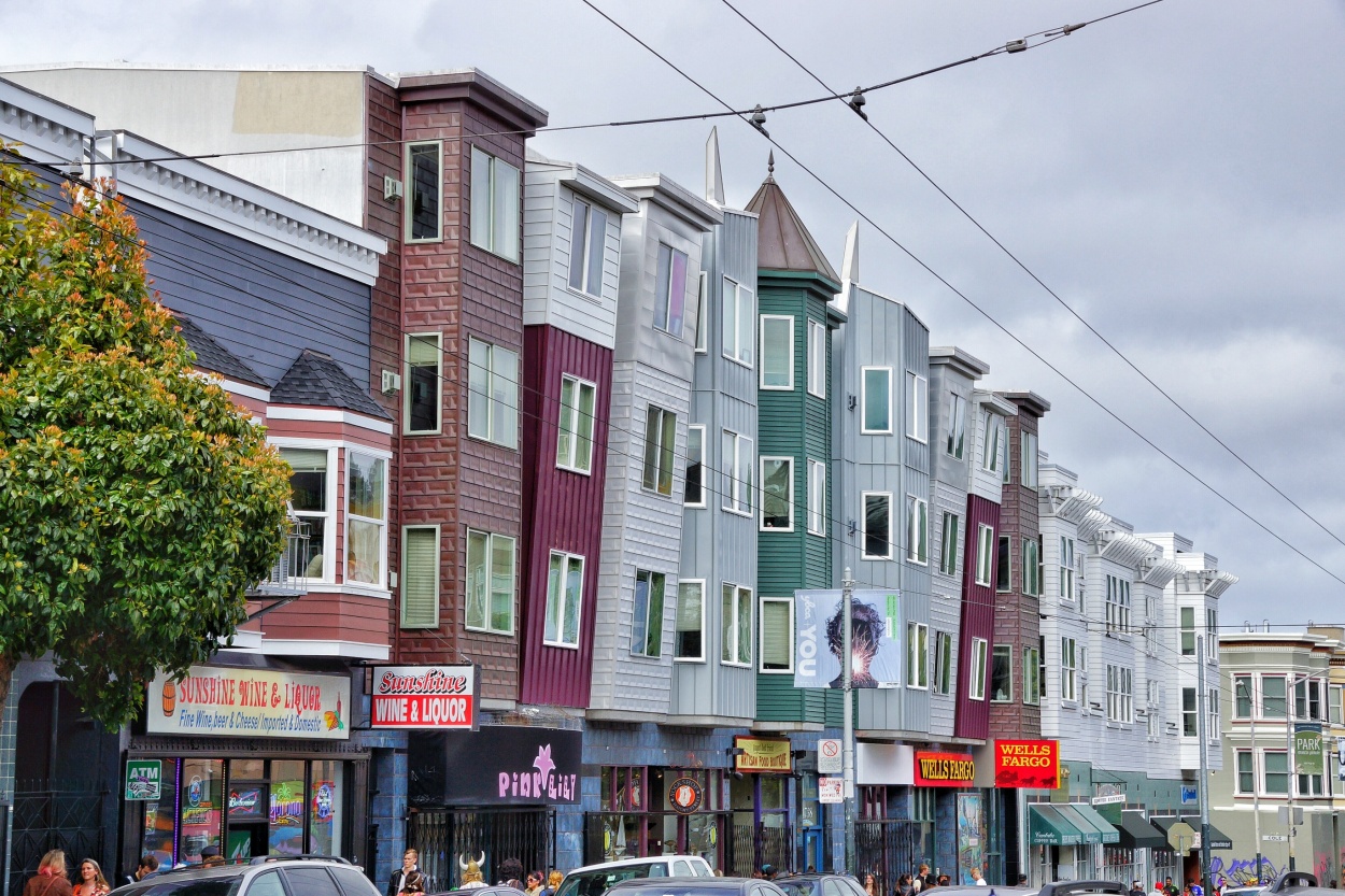 "Haight-Ashbury, San Francisco, California Republic" de Sergio Valdez