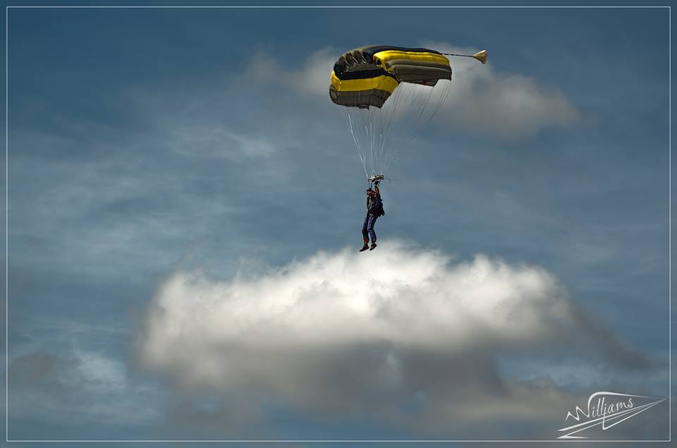 "Aterrizando sobre la nube" de Williams Daniel Nuez